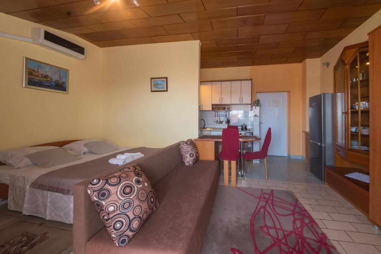 Vida Apartment